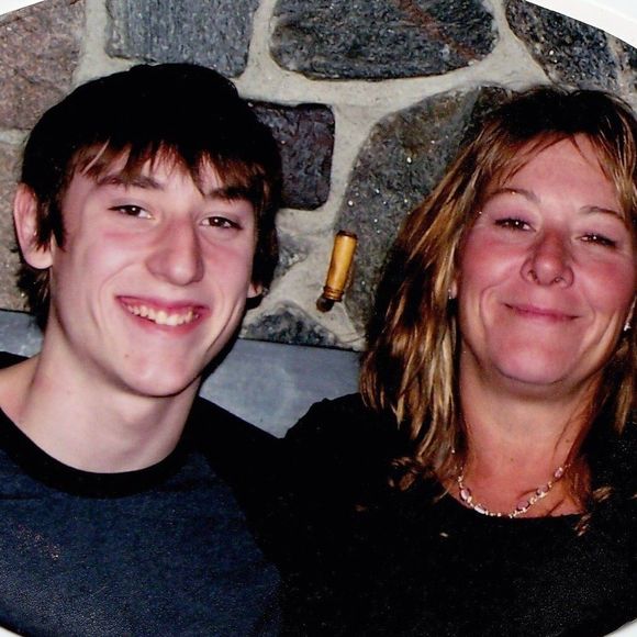 Meet your Posher, Jamie - Picture 1 of 1